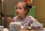 Сериал Школа выживания от одинокой женщины с тремя детьми в условиях кризиса (2015) - cцена 2