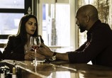 Сериал Типа моя жена / Imposters (2017) - cцена 8
