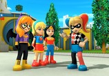 Мультфильм Lego DC: Супердевочки: Утечка мозгов / Lego DC Super Hero Girls: Brain Drain (2017) - cцена 1